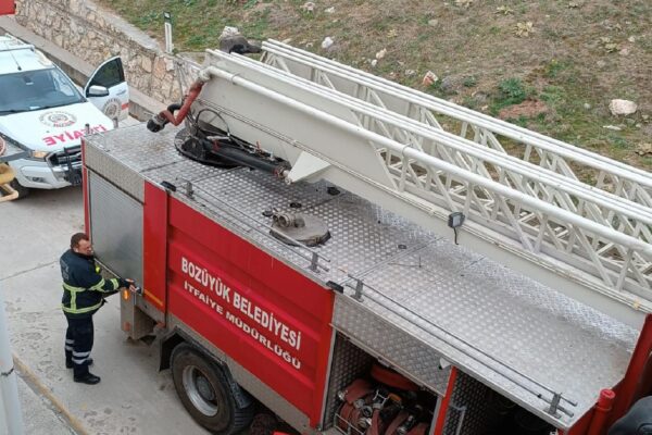 Bilecik’te alışveriş merkezinde çıkan yangın söndürüldü haberi