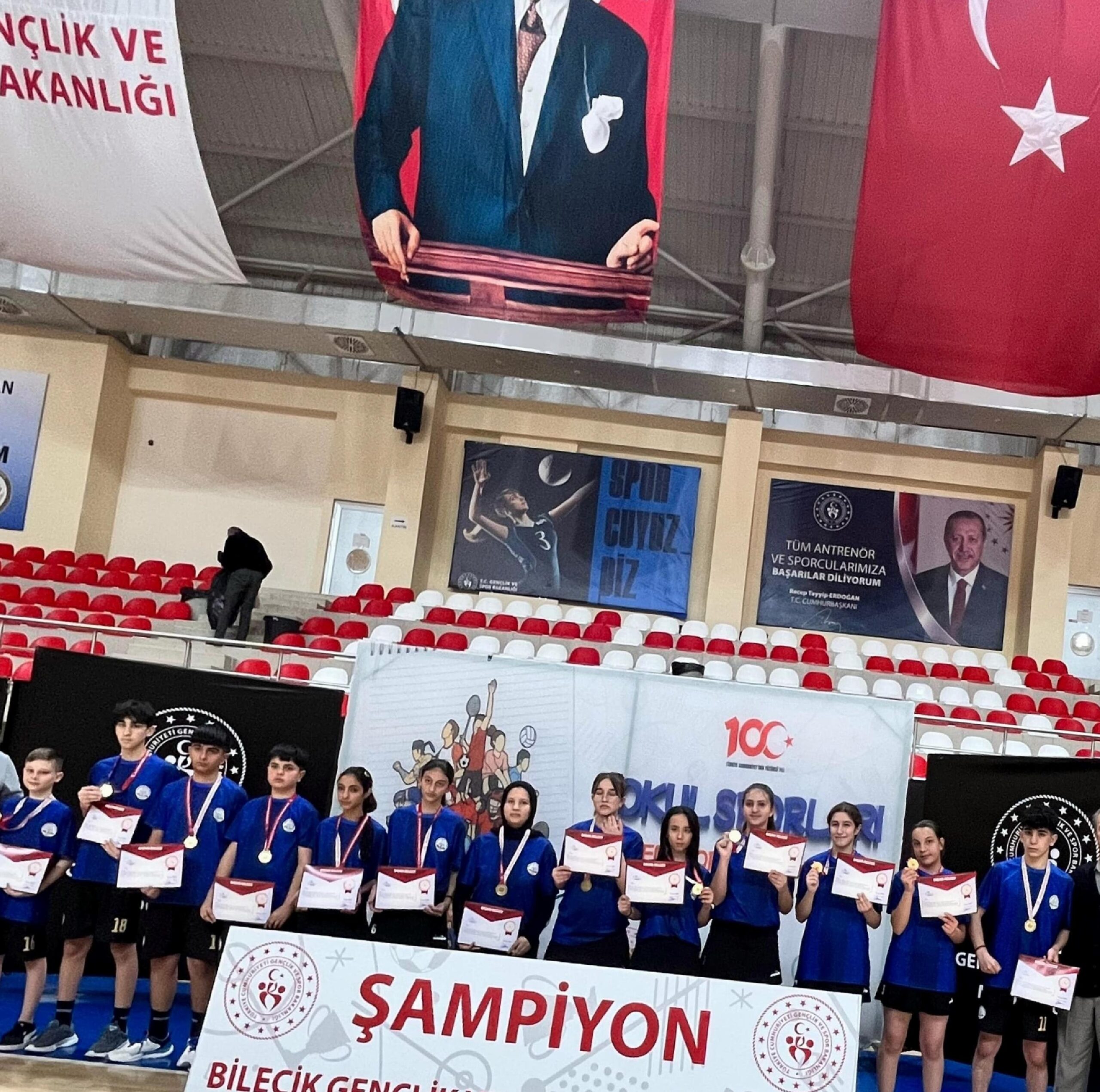 bilecikte-duzenlenen-gencler-yildizlar-korfbol-karma-grup-musabakalari-sona-erdi-haberi-F5KZDBHd.jpg