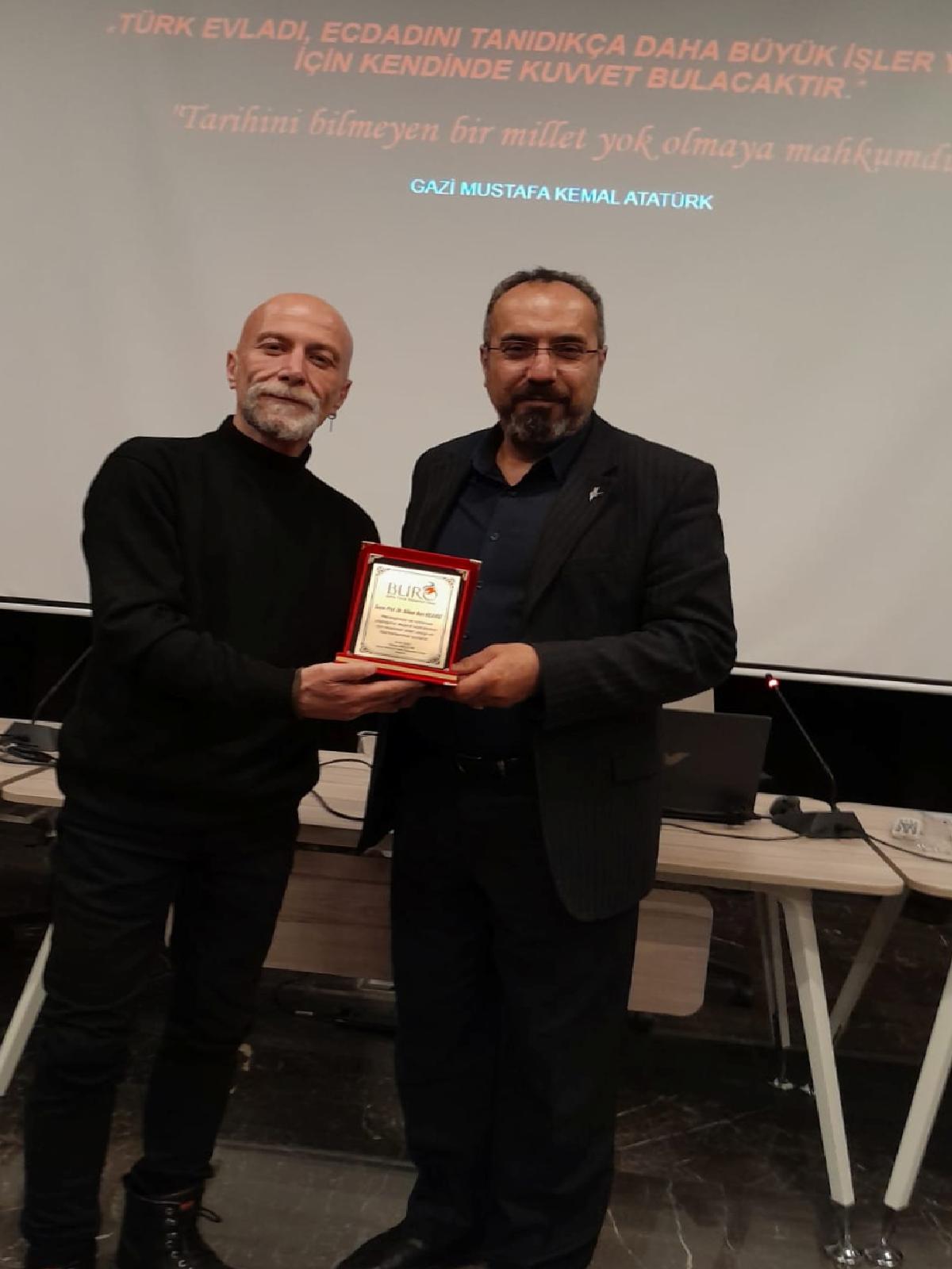 bursa-bolgesel-turist-rehberleri-odasi-uyelerine-seminer-verildi-haberi-g74n43xE.jpg