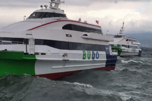 Bursa Deniz Otobüslerinin 4 seferi iptal edildi haberi