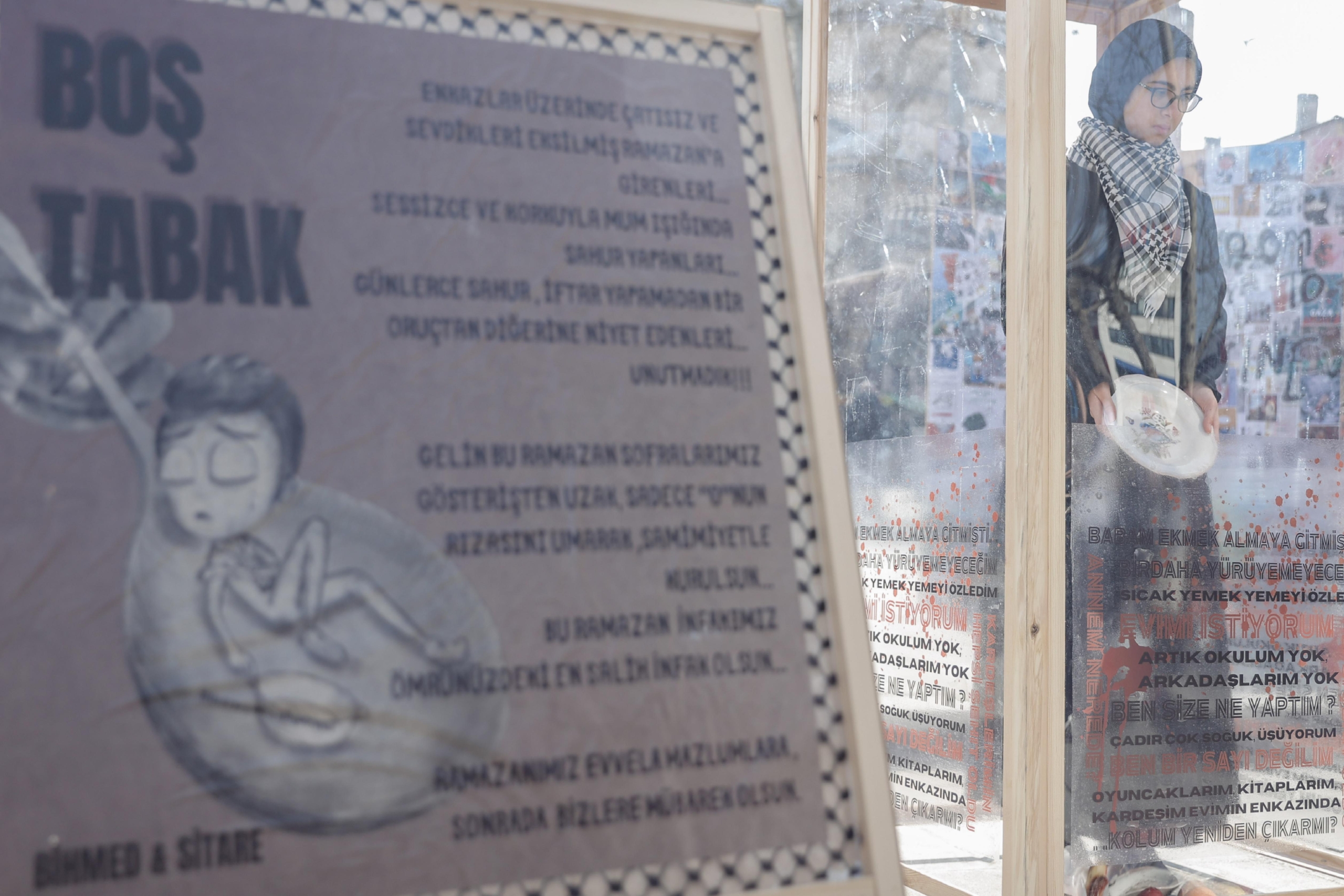 bursada-imam-hatip-ogrencileri-gazzede-ramazana-tiyatro-oyunuyla-dikkati-cekti-haberi-pdVSW6IN.jpg