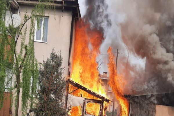 Bursa’da kömürlükte çıkan yangın söndürüldü haberi