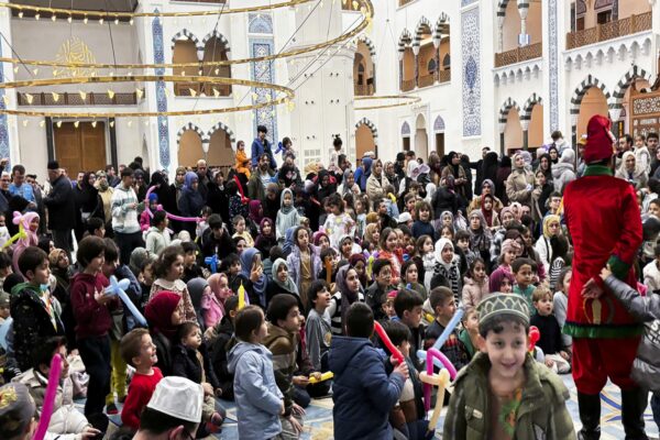 Büyük Çamlıca Camisi’nde çocuk şenliği düzenlendi haberi