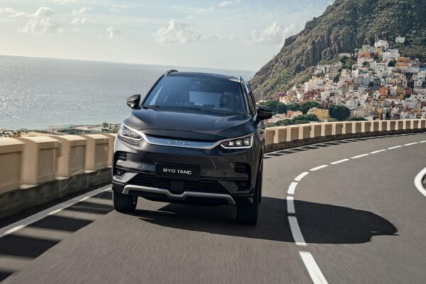 BYD’nin TANG modeli Türkiye’de satışa sunuldu haberi