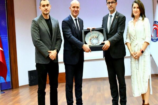 ÇOMÜ’de “Avrupa Birliği Hibe Programları Bilgilendirme Toplantısı” düzenlendi haberi