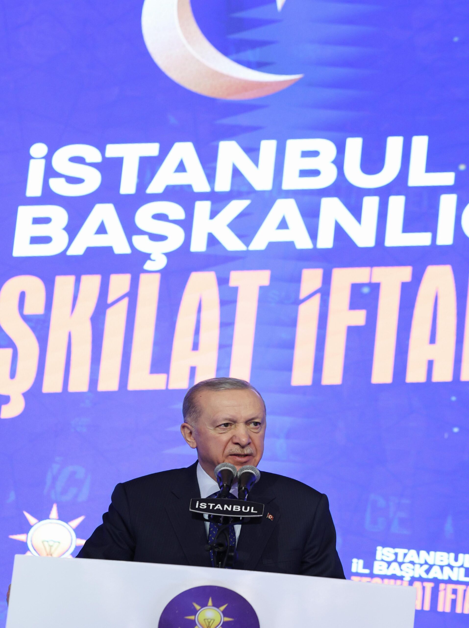 cumhurbaskani-erdogan-ak-parti-istanbul-teskilati-iftar-programinda-konustu-1-haberi-P3Eirusi.jpg