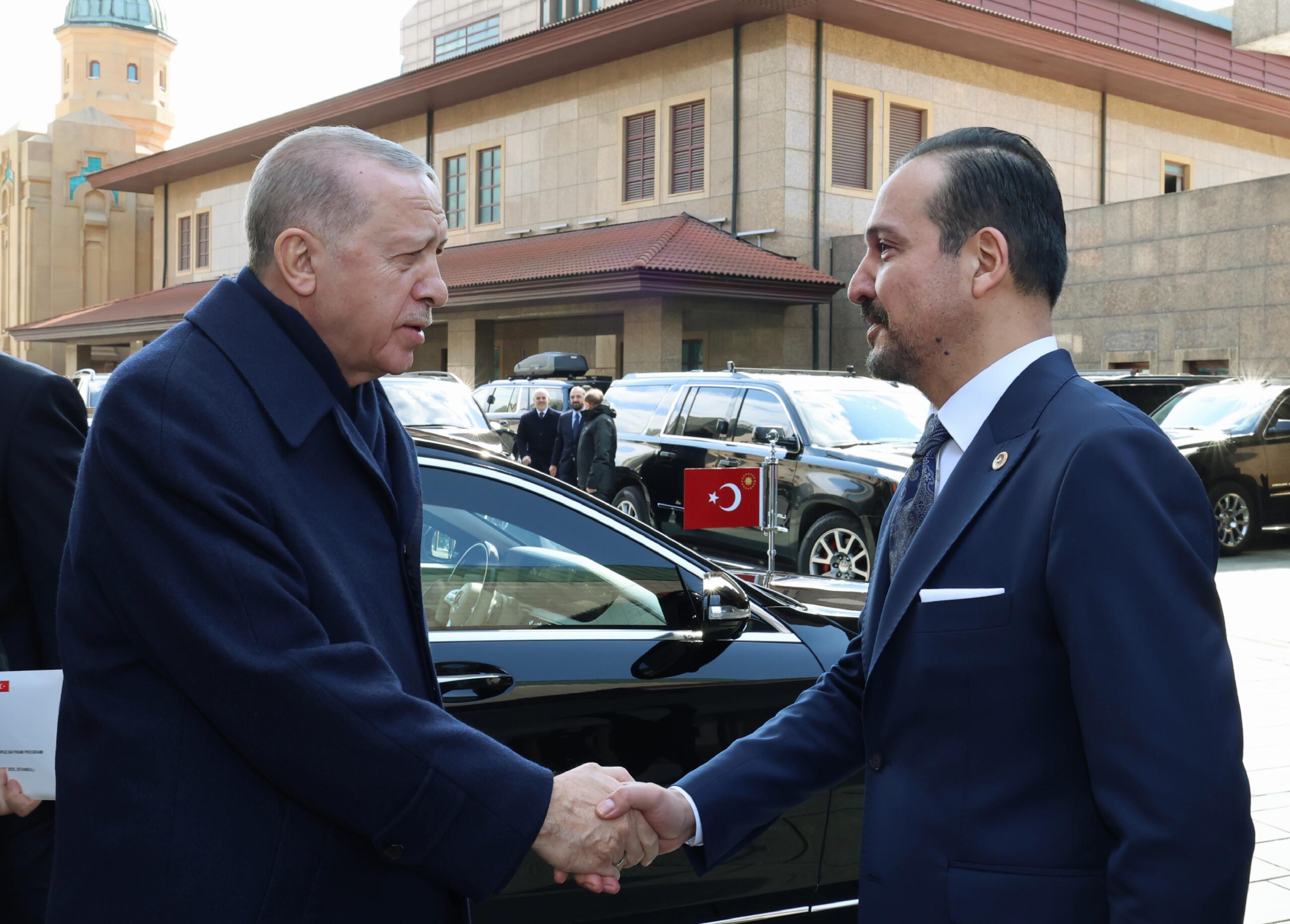 cumhurbaskani-erdogan-istanbulda-nevruz-atesini-yakti-haberi-XJHHMS8F.jpg