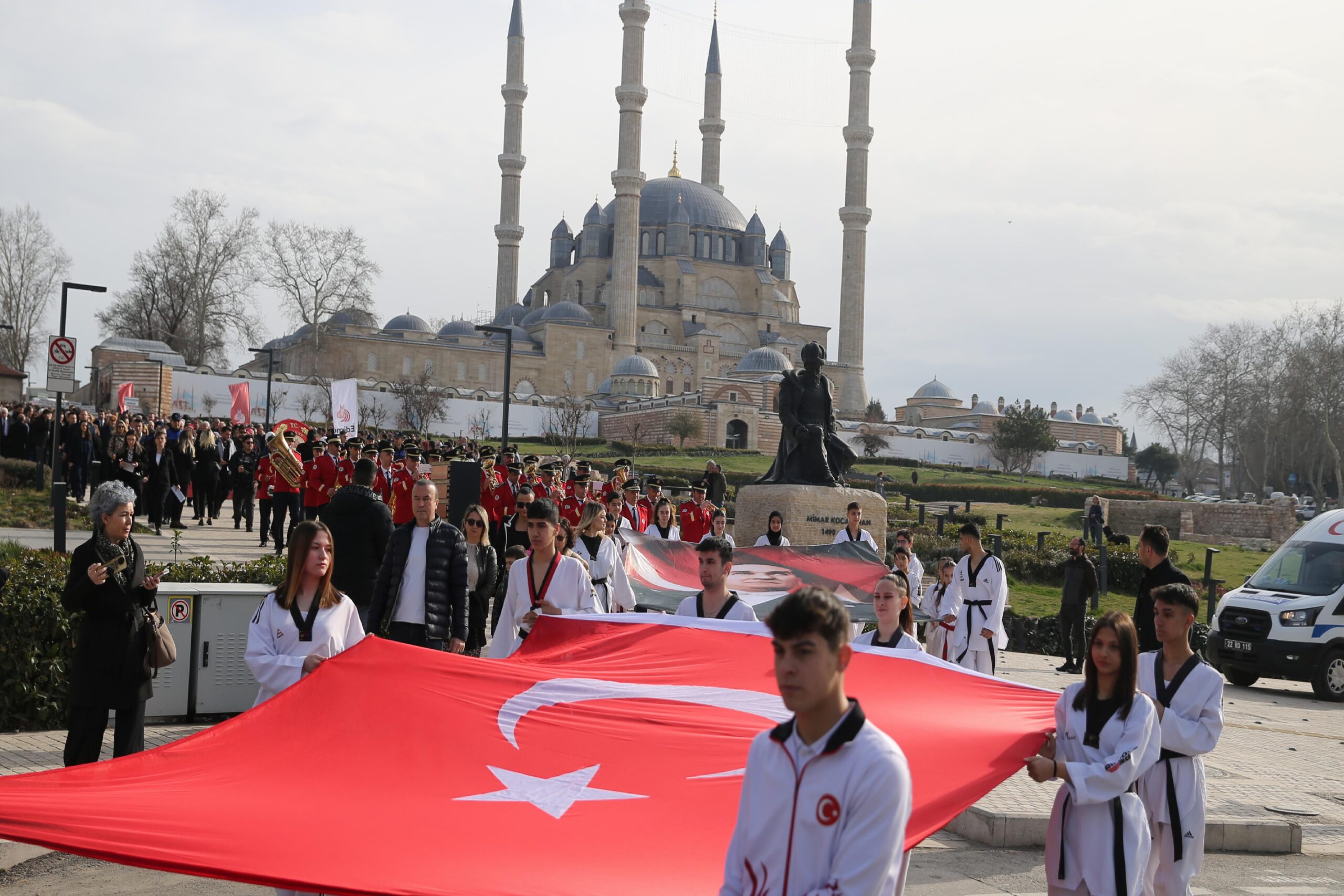 edirne-belediyesinin-158-kurulus-yil-donumu-torenle-kutlandi-haberi-6ufAB725.jpg