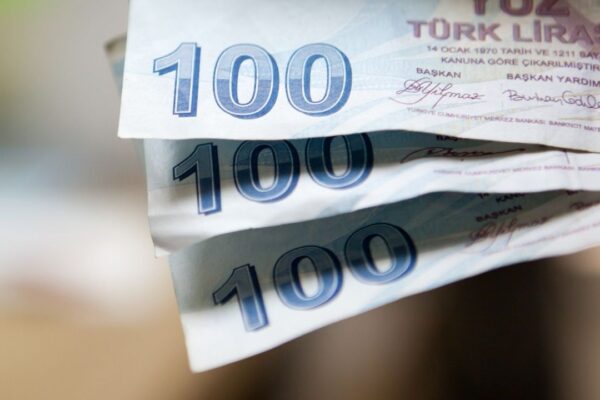 Emekli bayram ikramiyesinde yeni gelişme!