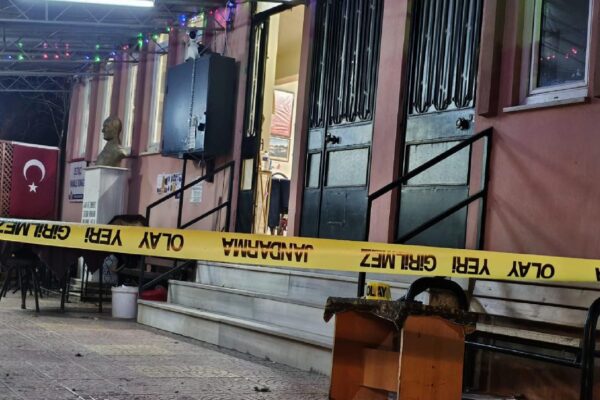 GÜNCELLEME – Bursa’da silahlı kavgada 1 kişi öldü haberi