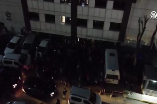 GÜNCELLEME – İstanbul’da yasa dışı bahis operasyonu haberi