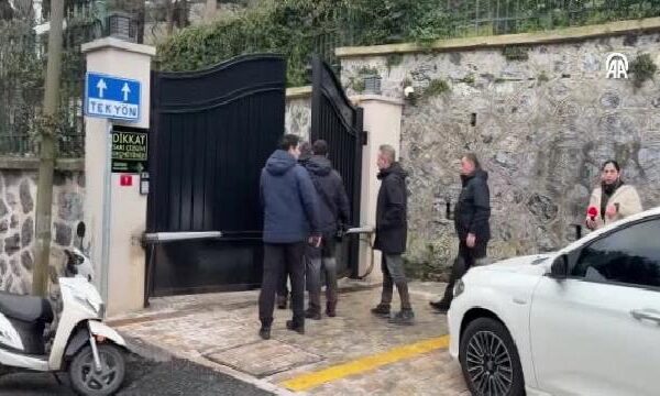 İBB’deki “terör ve örgütlü suçlar” soruşturmalarında 79 şüpheli gözaltına alındı haberi