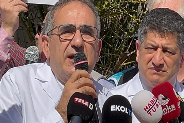 İstanbul’da sağlık çalışanları eylem yaptı haberi
