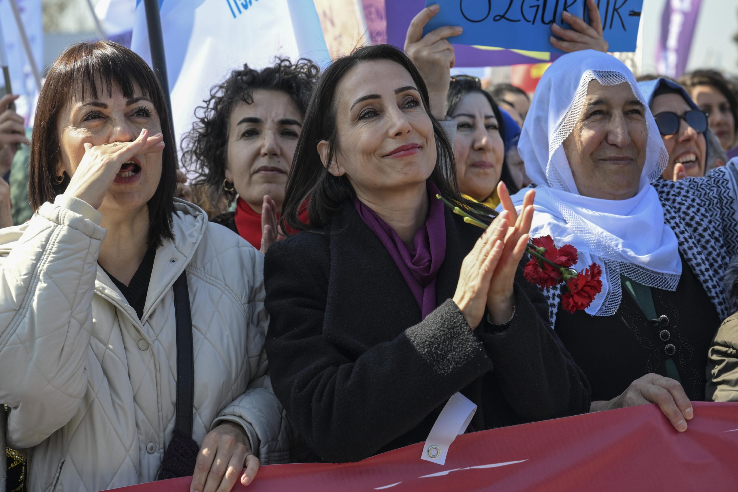 kadikoyde-8-mart-dunya-kadinlar-gunu-etkinligi-yapildi-haberi-G6w6cNe8.jpg