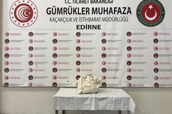 Kapıkule’de bir tırda 44 kilo 306 gram uyuşturucu ele geçirildi haberi