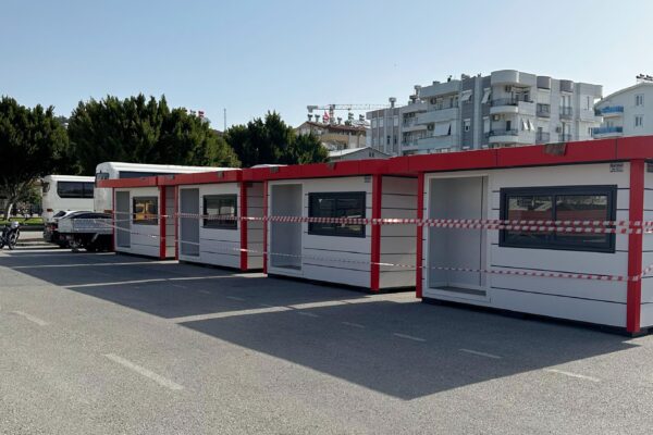 Karmod, Manavgat Belediyesine 5 adet halk ekmek büfe kabini teslim etti haberi