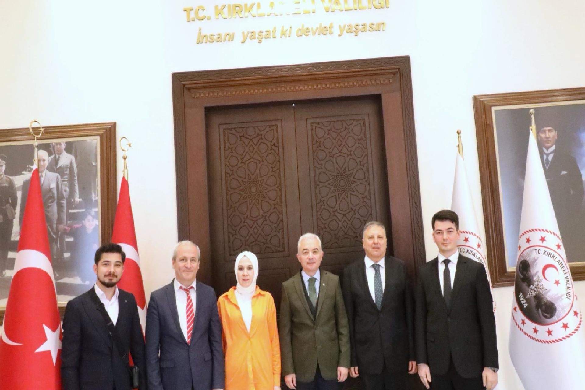 kirklareli-valisi-turana-ziyaretler-haberi-B9IIrvTE.jpg