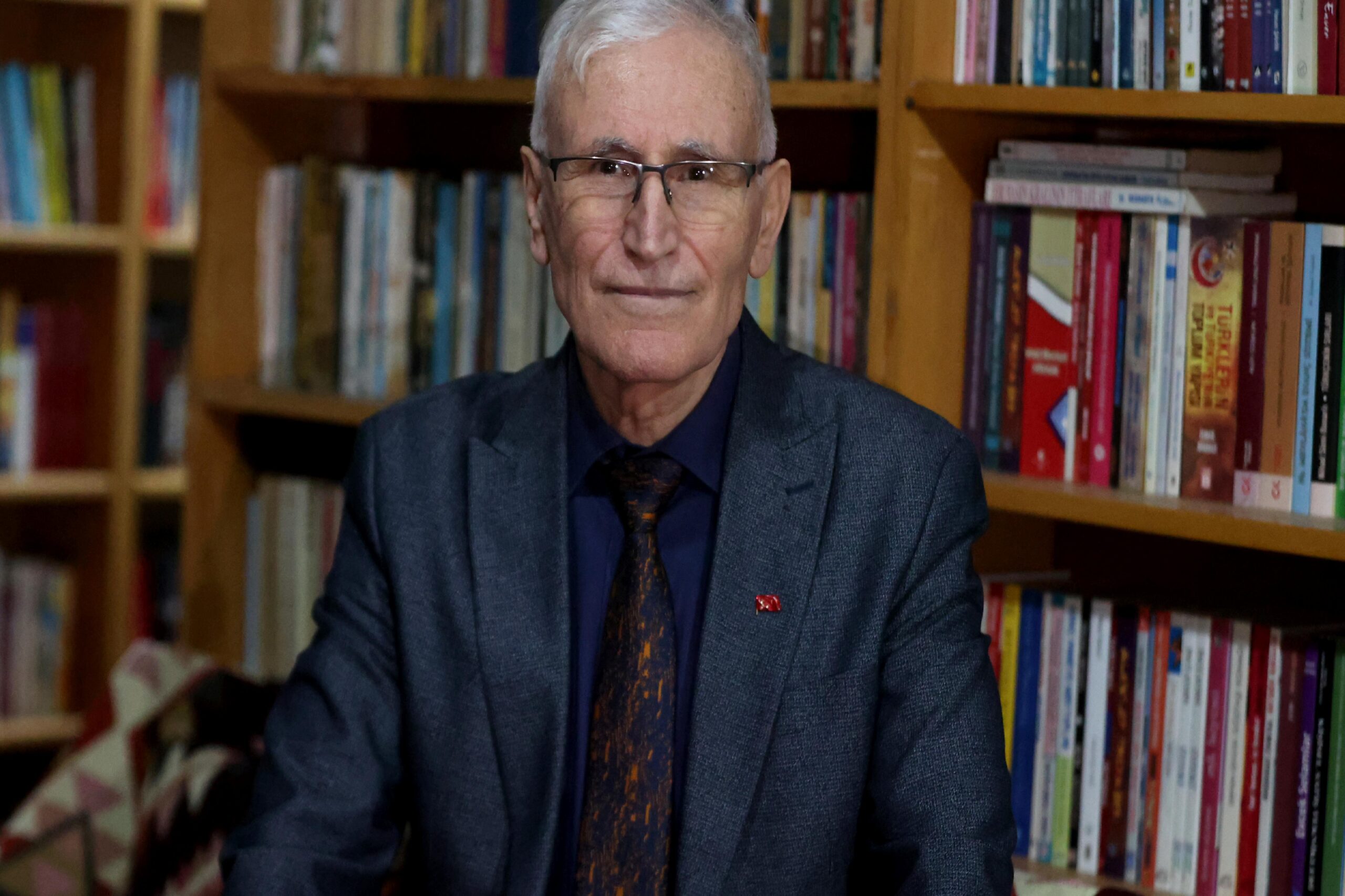 kirklarelili-sair-58-yilda-yazdigi-siirlerle-7-kitap-yayimladi-haberi-g34jiNDg.jpg