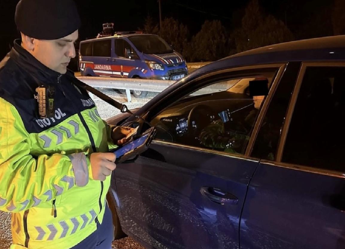 kirklarelinde-cesitli-suclardan-aranan-31-kisi-yakalandi-haberi-cszTWzgg.jpg