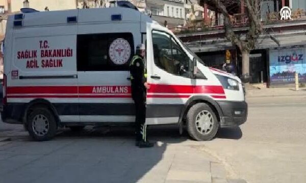Kocaeli’de ambulansın çarptığı çocuk hafif yaralandı haberi