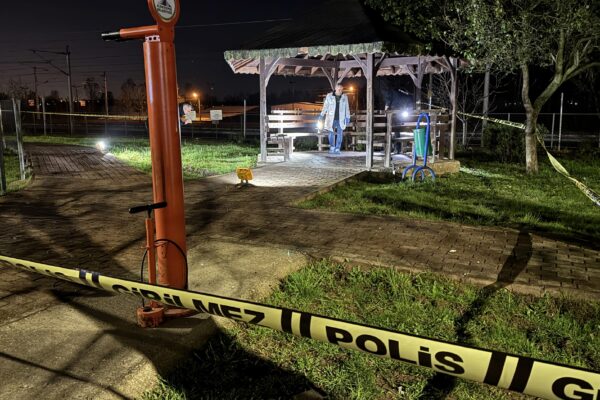 Kocaeli’de silahlı kavgada yaralanan kişi yaşam mücadelesini kaybetti haberi