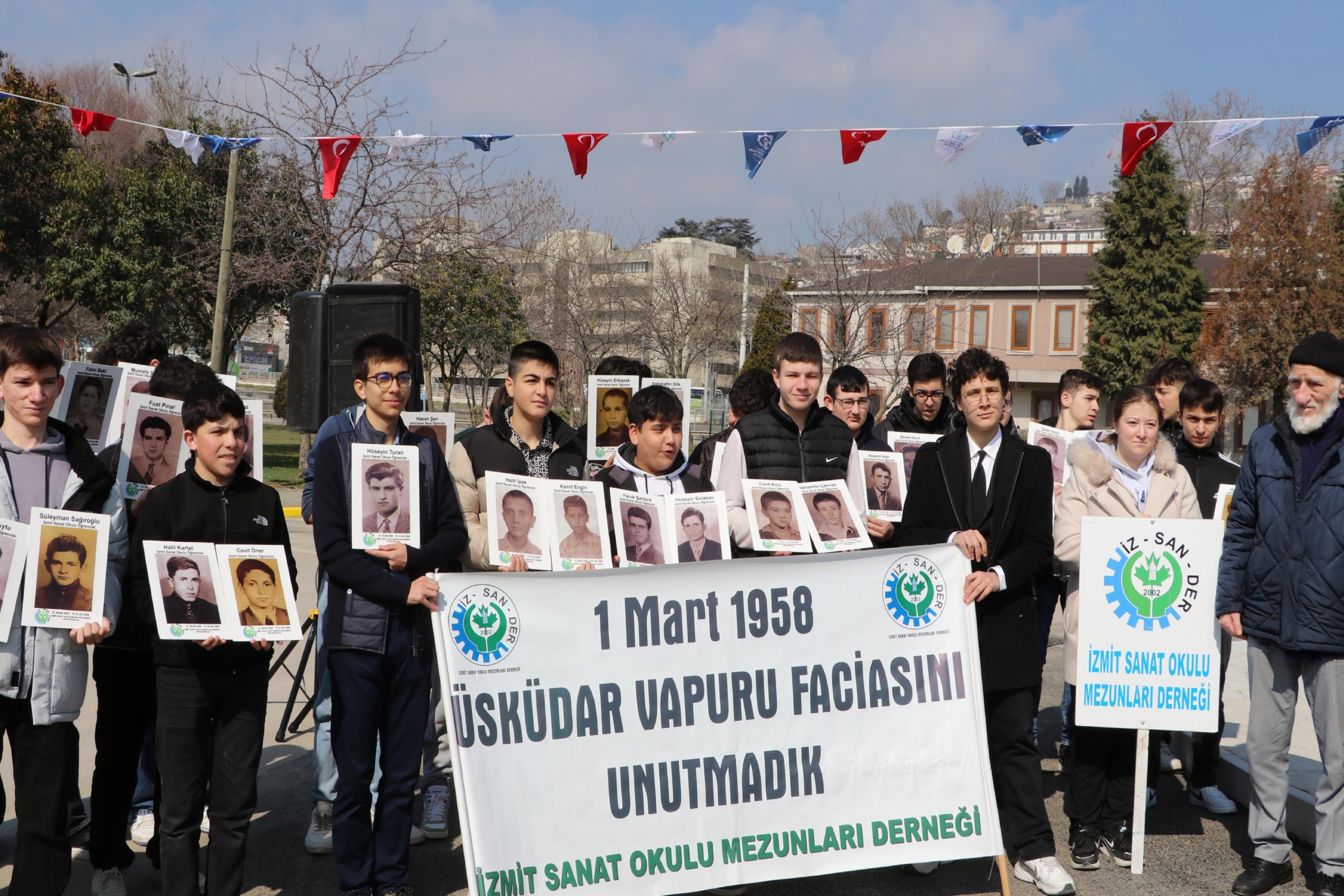 kocaelide-uskudar-vapuru-faciasinda-hayatini-kaybedenler-anildi-haberi-9bD6J5gv.jpg