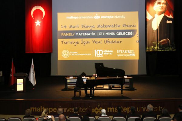 Maltepe Üniversitesi’nde 14 Mart Dünya Matematik Günü kutlandı haberi