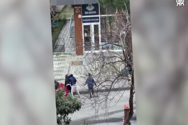 Maltepe’de park yeri tartışmasında silahlı tehditte bulunan şüpheli yakalandı haberi
