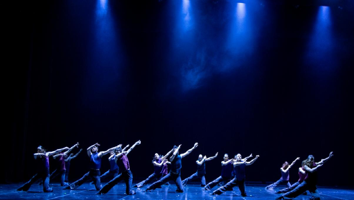 mdtistanbul-yenilenmis-icerigiyle-dans-adrenalini-sahneledi-haberi-Rk3MZTgg.jpg