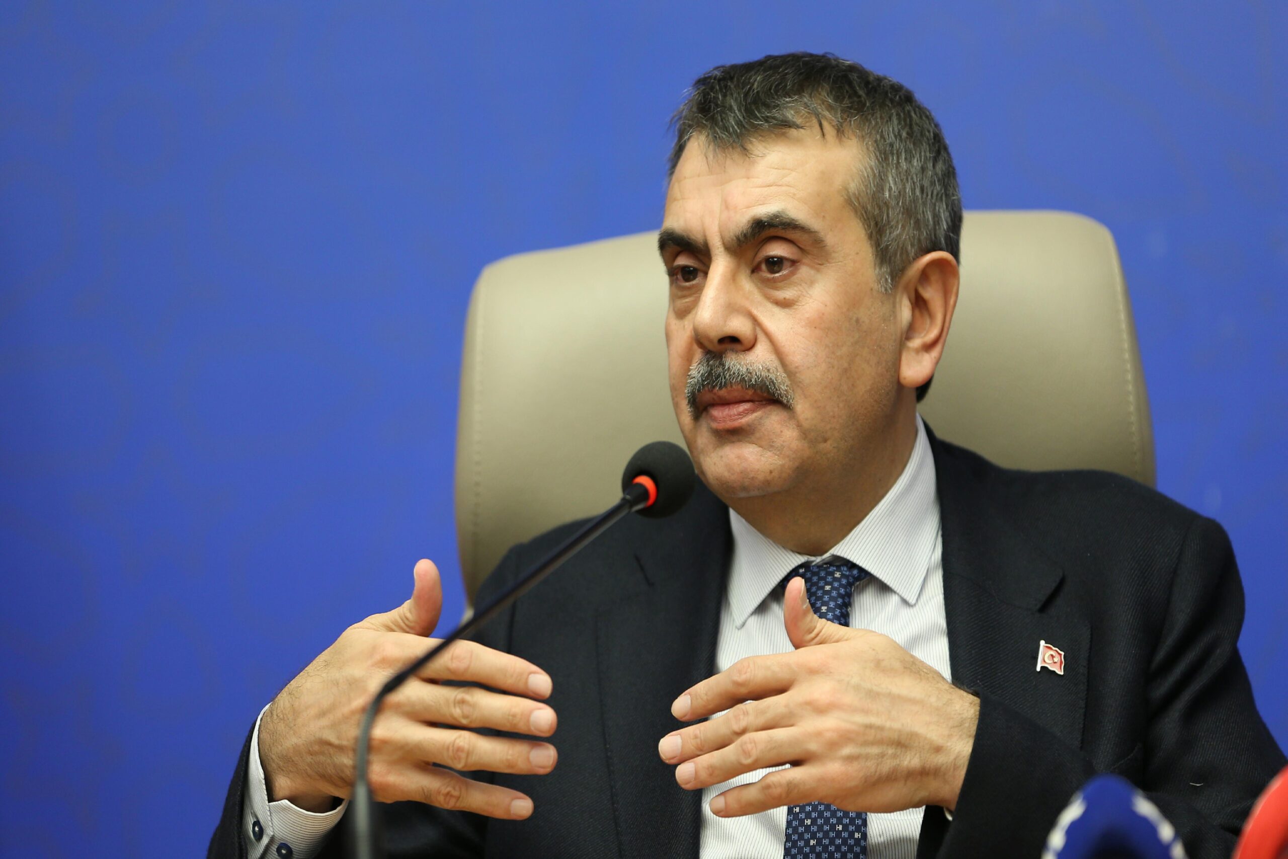 milli-egitim-bakani-tekin-ak-parti-bursa-il-baskanliginda-konustu-haberi-l7HRSXDT.jpg