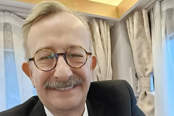 Adile Naşit’in yeğeni Naşit Özcan’ın son sağlık durumu açıklandı!