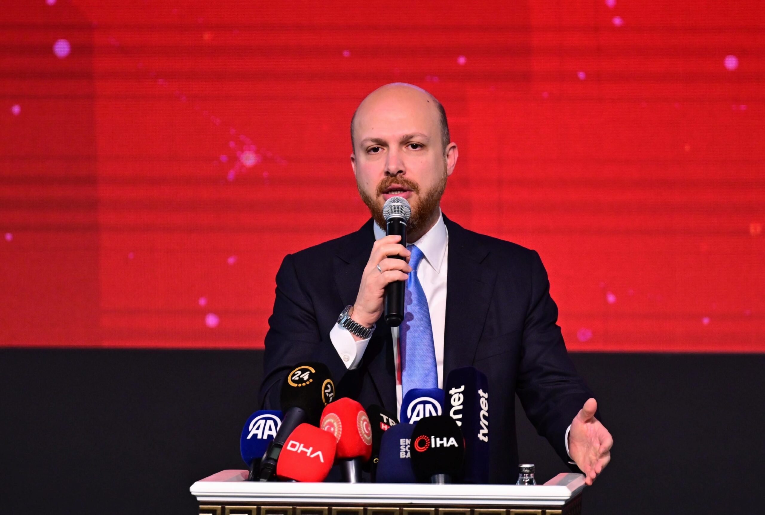 onderin-geleneksel-iftari-imam-hatip-camiasini-bulusturdu-haberi-vP7argpH.jpg