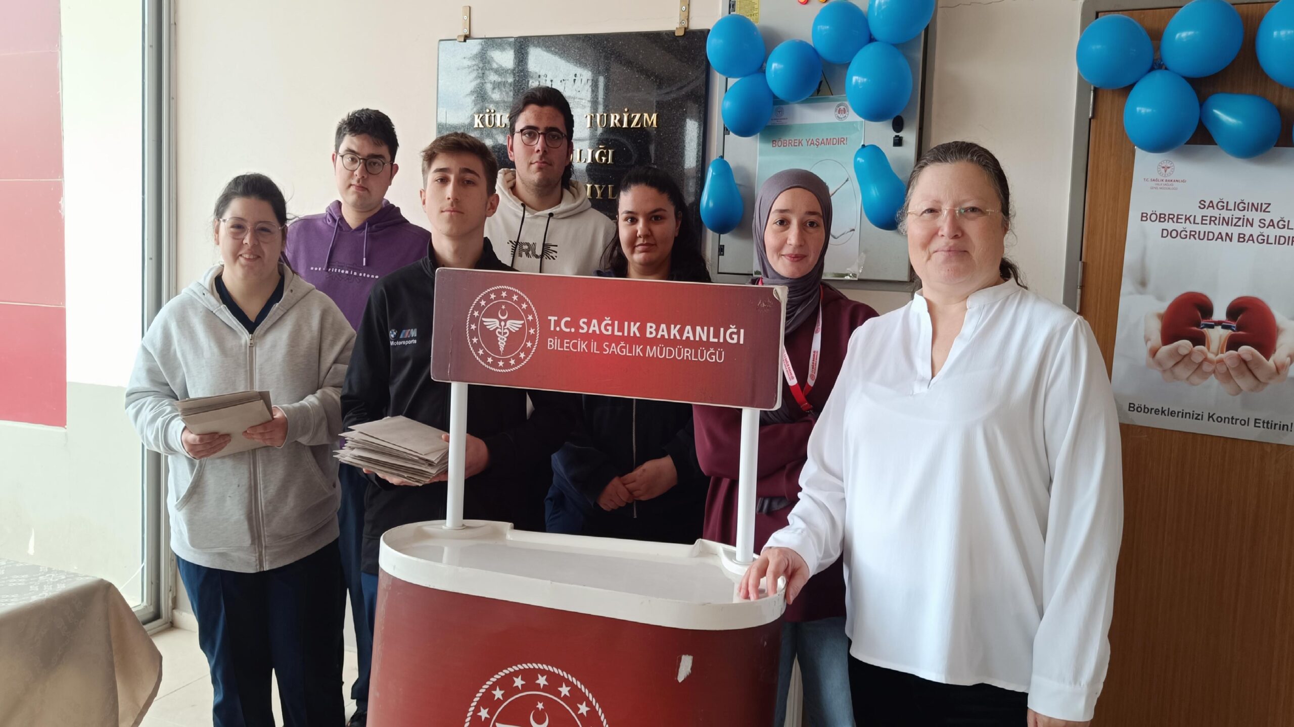 pazaryeri-ilcesinde-kolorektal-kanser-farkindalik-ayi-bilgilendirme-toplantisi-duzenlendi-haberi-2Qmqmwca.jpg