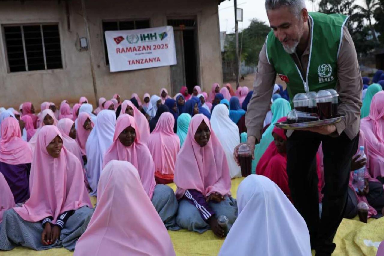 sakarya-ihh-tanzanyada-ihtiyac-sahiplerine-ramazan-yardiminda-bulundu-haberi-fO7pptEp.jpg