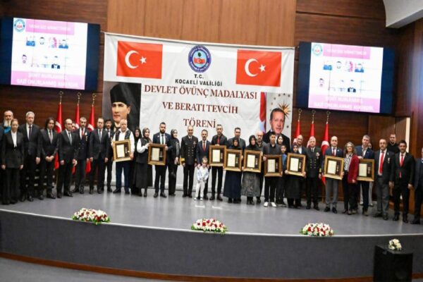 Sakarya, Kocaeli ve Zonguldak’ta “Devlet Övünç Madalyası Tevcih Töreni” düzenlendi haberi