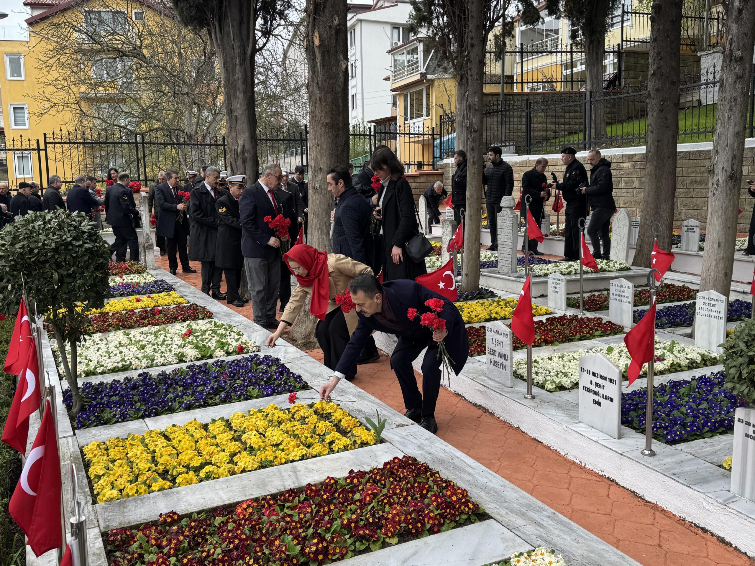 sakarya-ve-cevre-illerde-canakkale-deniz-zaferinin-110-yili-dolayisiyla-torenler-duzenlendi-haberi-NBz73Eq3.jpg