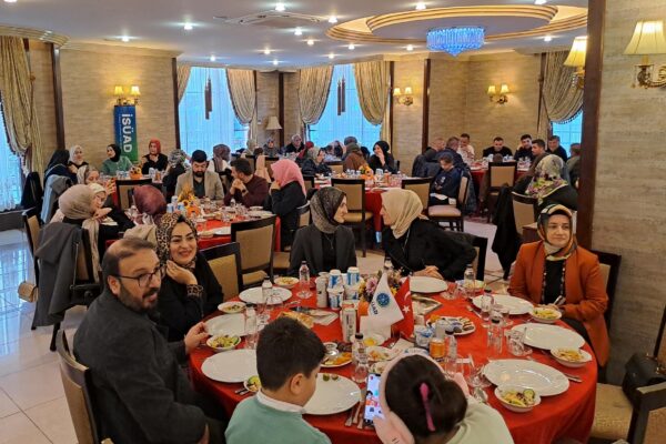 Sakarya’da Gazze ve Filistin’e destek için iftar programı düzenlendi haberi