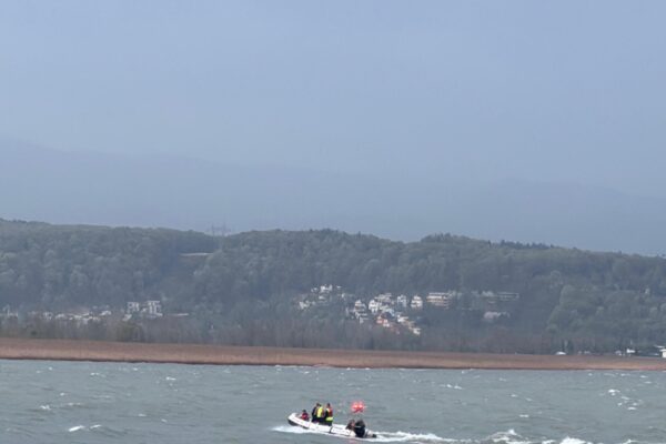 Sakarya’da kanonun devrildiği gölde kaybolan sporcu için arama çalışması başlatıldı haberi