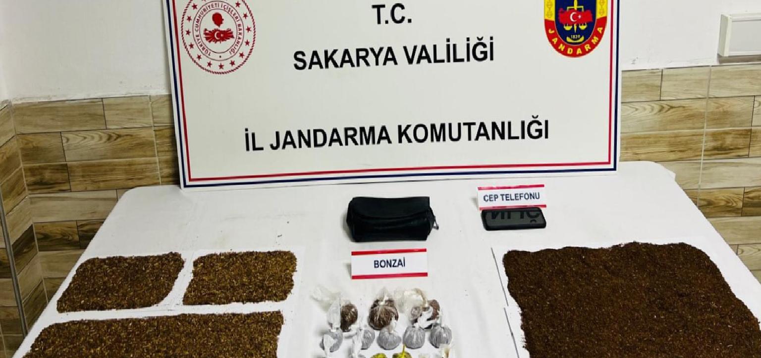 sakaryada-uyusturucu-operasyonunda-2-zanli-tutuklandi-haberi-yXYlsS2h.jpg