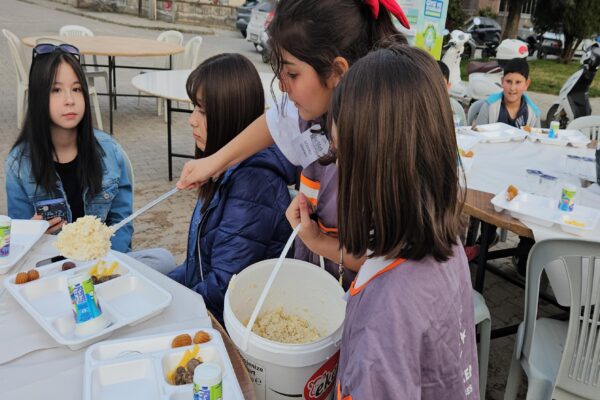 Sındırgı’da çocuklar için iftar programı düzenlendi haberi