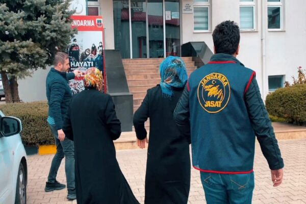 Tekirdağ’da aranan 2 firari hükümlü yakalandı haberi