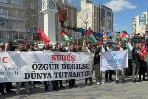 Tekirdağ’da İsrail’in Gazze’ye yönelik saldırıları protesto edildi haberi