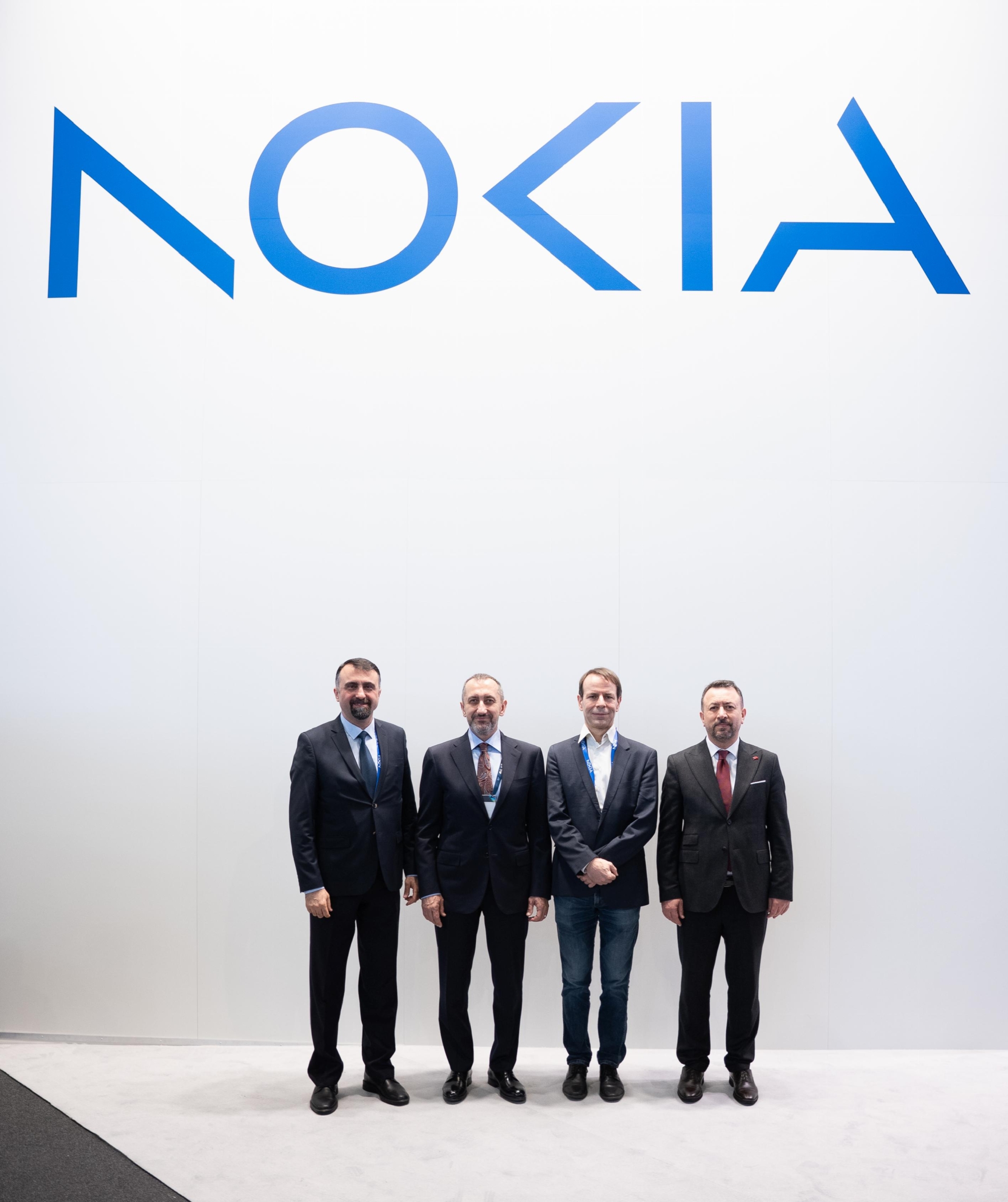 turk-telekom-ve-nokia-ispanyada-5g-destekli-akilli-fabrika-cozumlerini-tanitti-haberi-kkdGCVYZ.jpg
