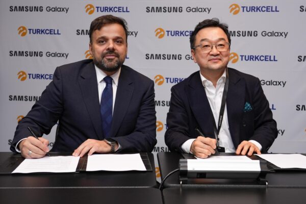 Turkcell ve Samsung 5G destekli akıllı cihazlar için işbirliğine imza attı haberi
