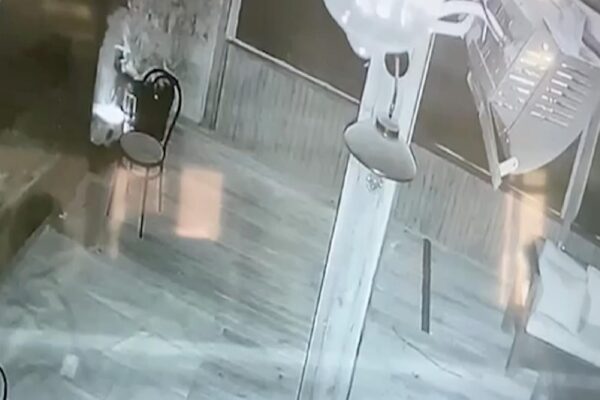 Uludağ’da milli kayakçı ve babasının öldüğü otel yangınına ilişkin gözaltı sayısı 5’e yükseldi haberi