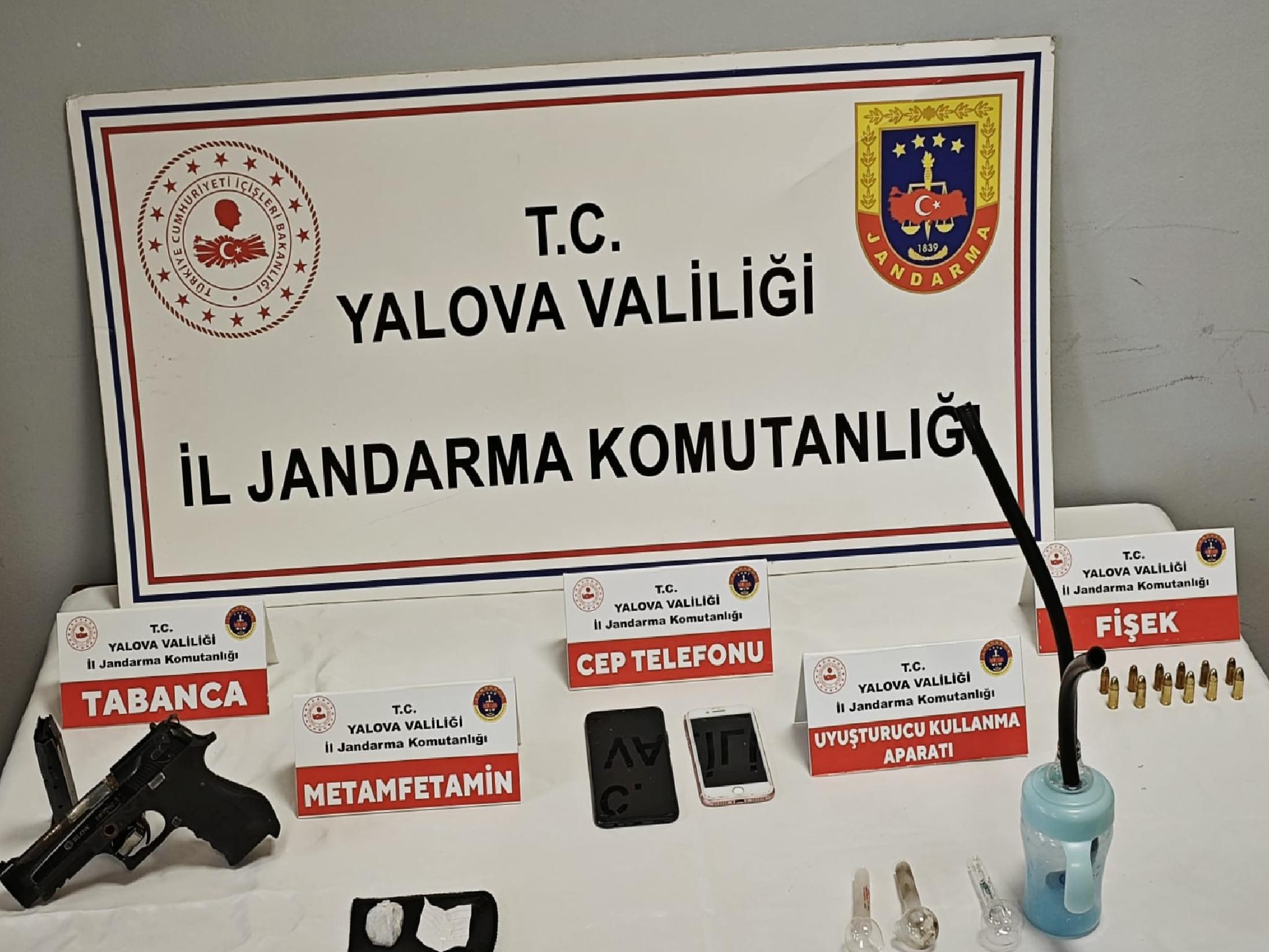 yalovada-uyusturucu-operasyonunda-yakalanan-zanli-tutuklandi-haberi-WXIKVmBk.jpg