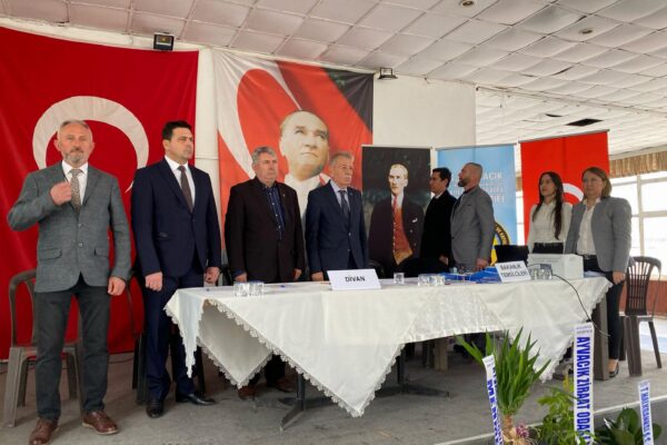Ayvacık Esnaf ve Sanatkarlar Kredi Kefalet Kooperatifi Başkanı Yıldız, güven tazeledi haberi