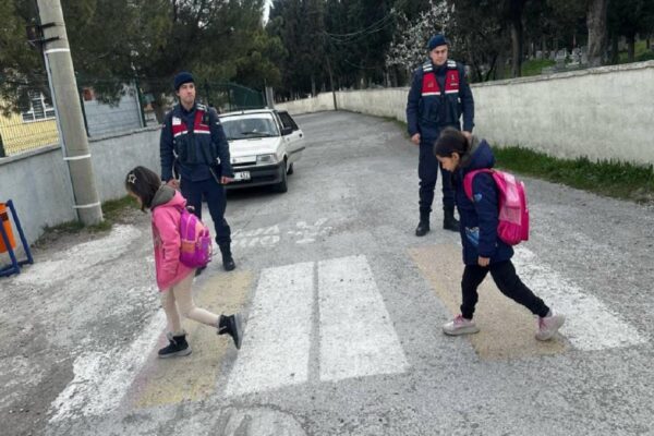 Balıkesir’de okul servisleri denetlendi haberi