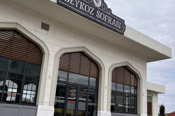 Beykoz Belediyesi’ne ait sosyal tesislerin kapatılmasına vatandaşlar tepki gösterdi haberi