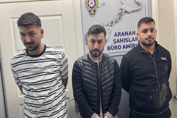 Bursa’da aranan 3 hükümlü sosyal medyadaki paylaşımlarının ardından yakalandı haberi